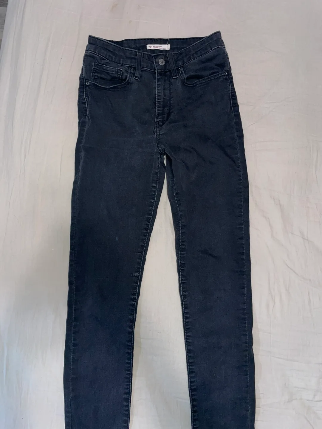 Levi's 711 Skinny Jeans - Size 27 thumbnail