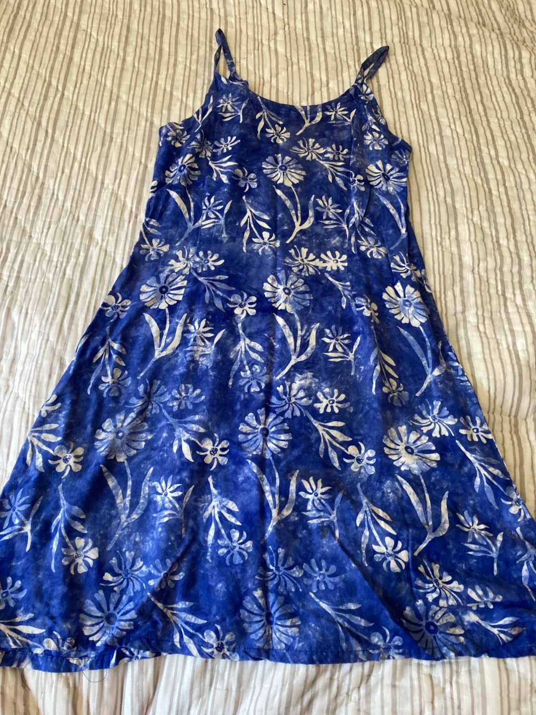 100% Cotton Blue Floral Dress - Size S image indicator(2)