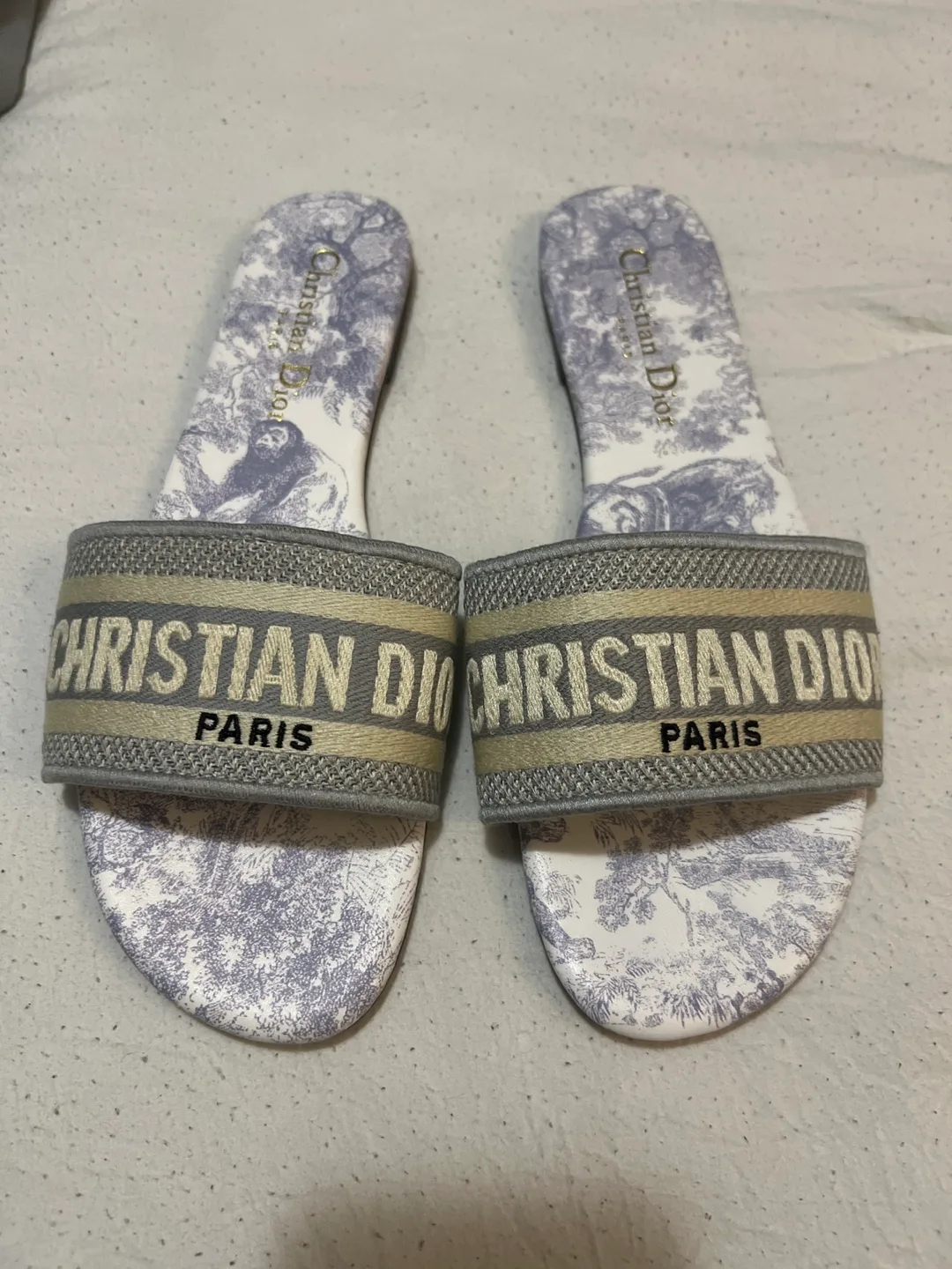Christian Dior Paris Slides - Size 41 thumbnail