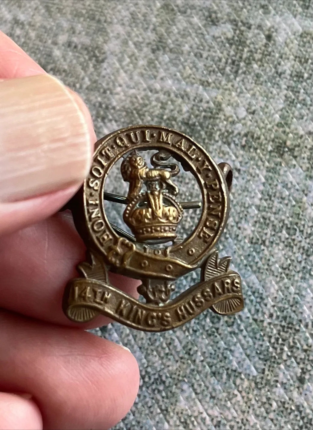 Vintage 14th King's Hussars Cap Badge thumbnail