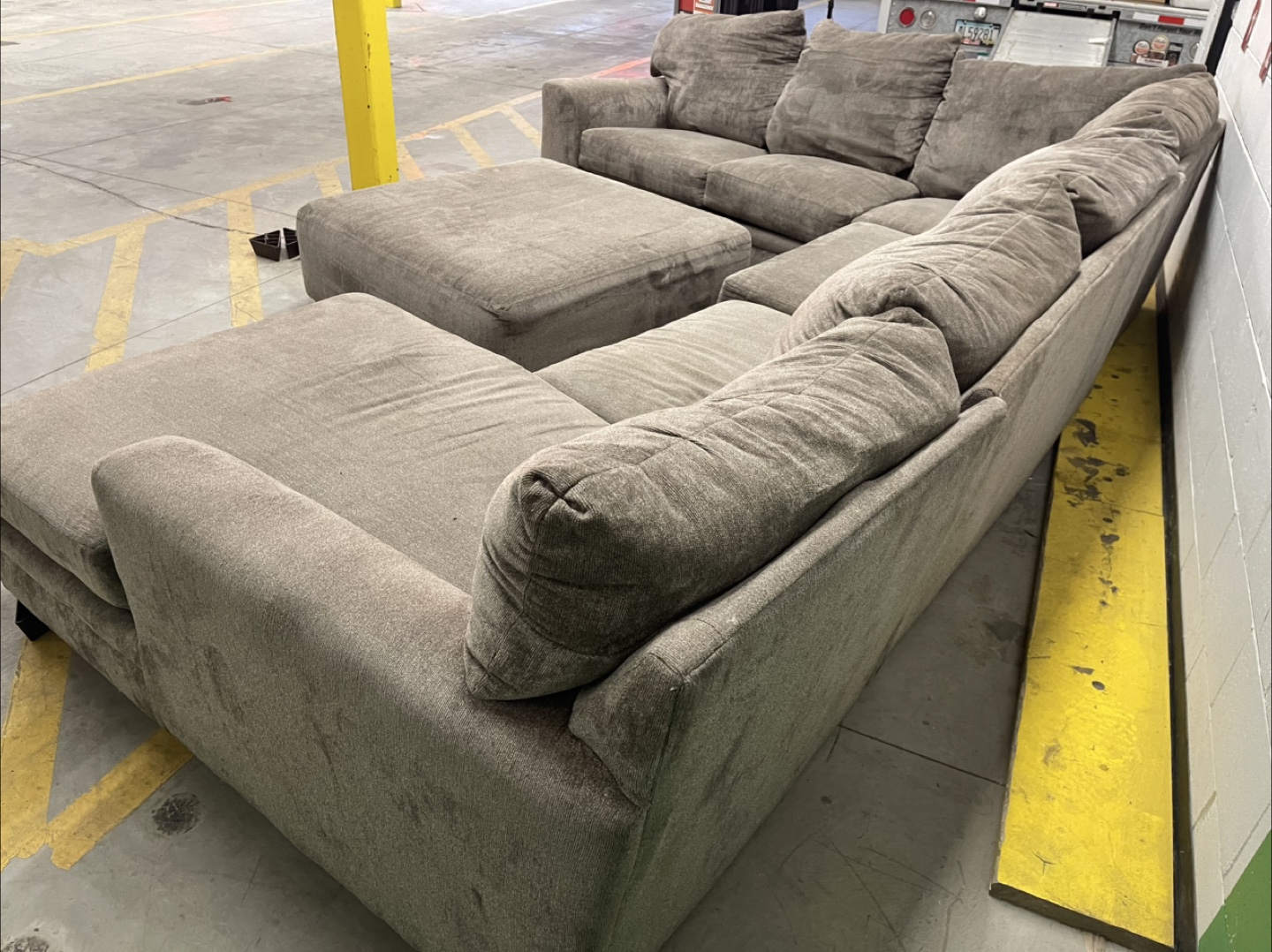 Large Sectional Sofa with Ottoman - Brown - photo 5