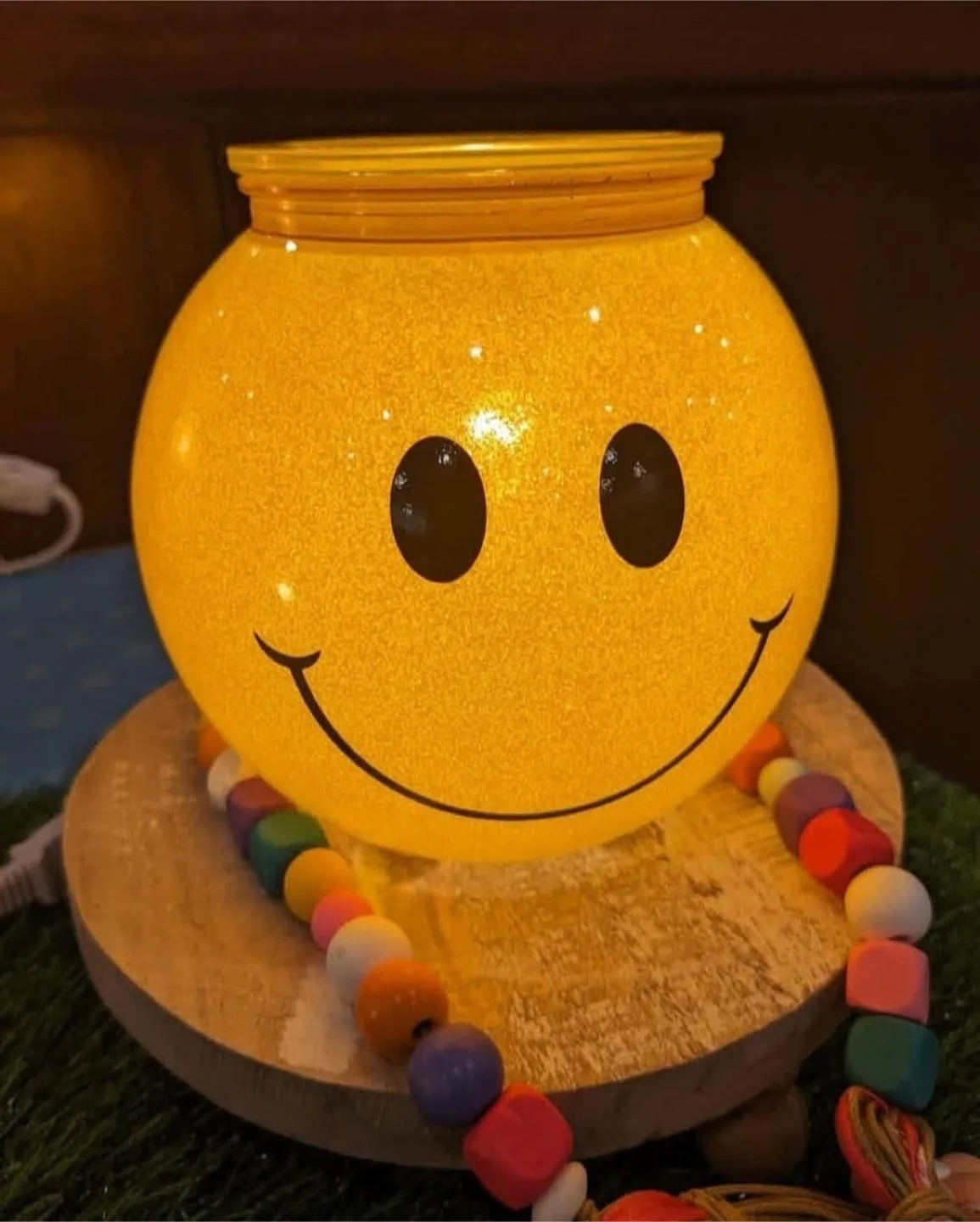 Scentsy Smile Warmer! thumbnail