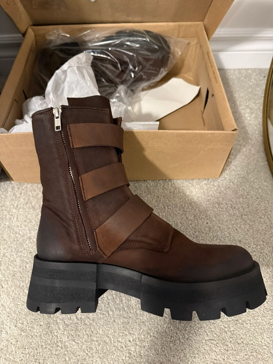 Steve Madden Brown Leather Boots, Size 9 image indicator(3)