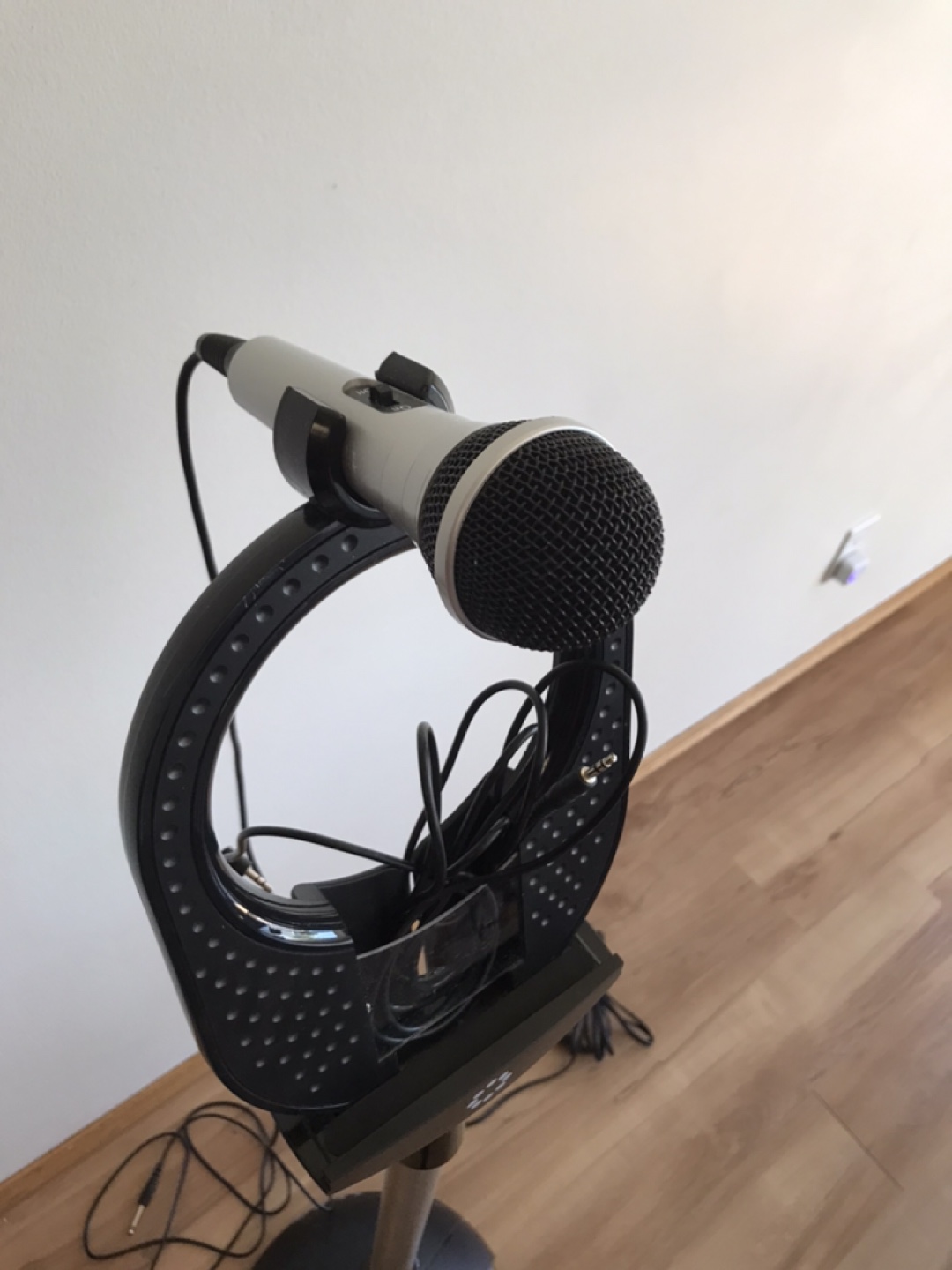 Memorex SingStand Karaoke Machine - photo 2