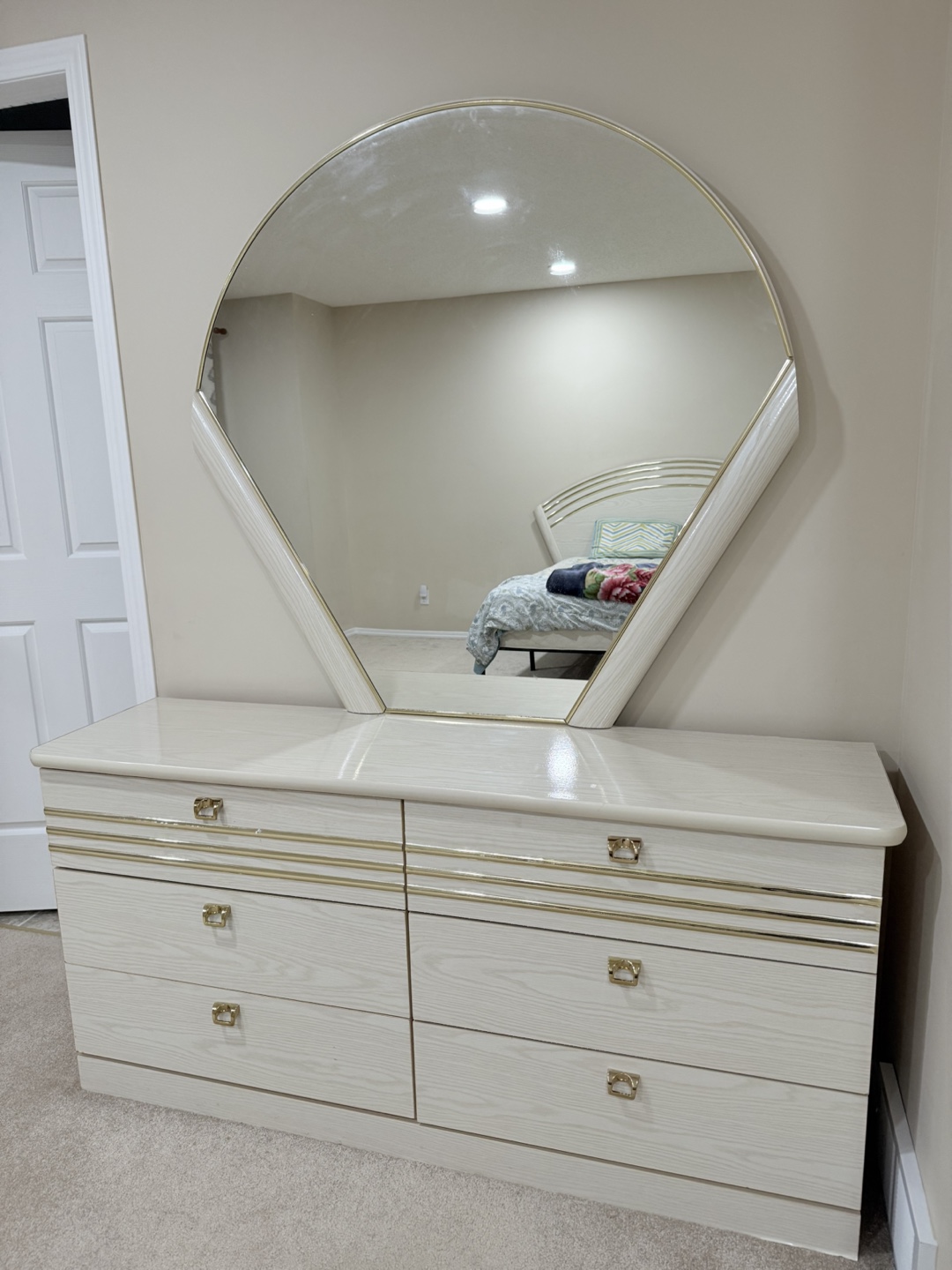 Bedroom Set - Dresser, Nightstand, Armoire, Bed Frame - photo 4