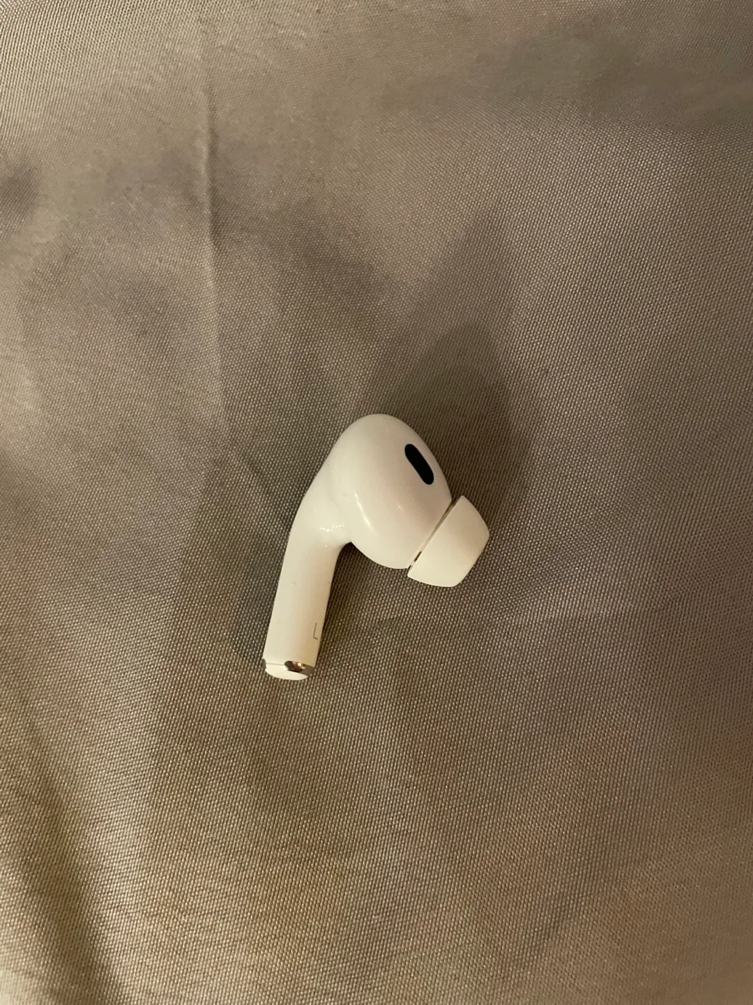 Airpod pro2 left thumbnail