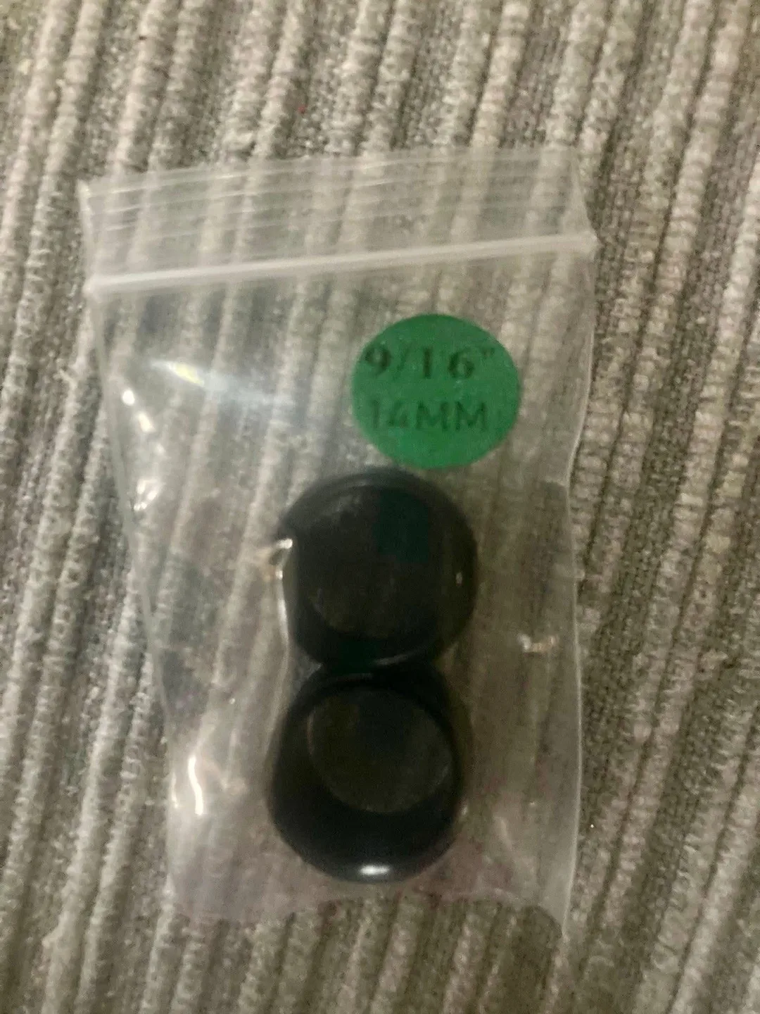 Lot of 5 Ear Gauges, Mixed Sizes image indicator(5)