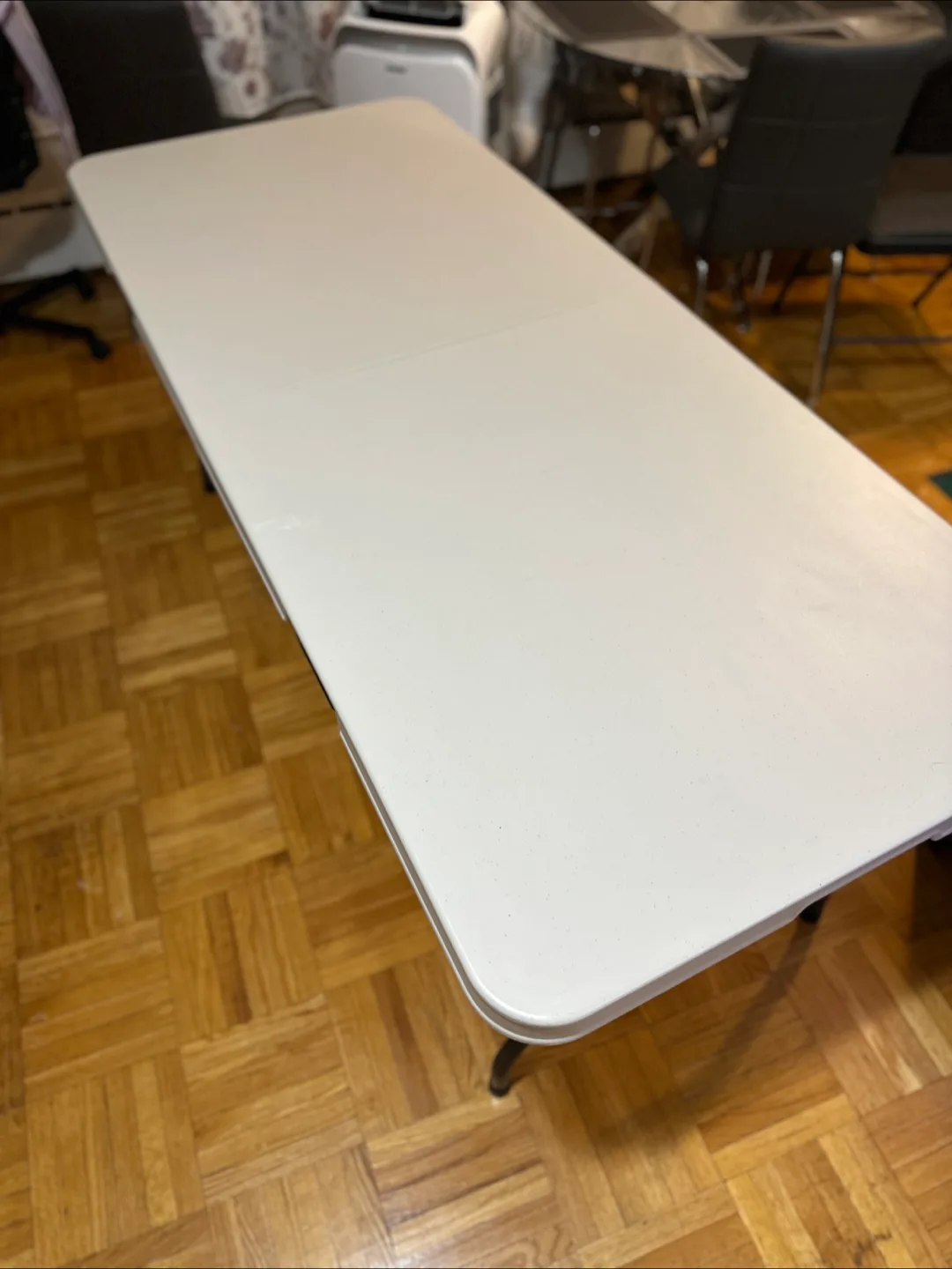 Folding Table thumbnail