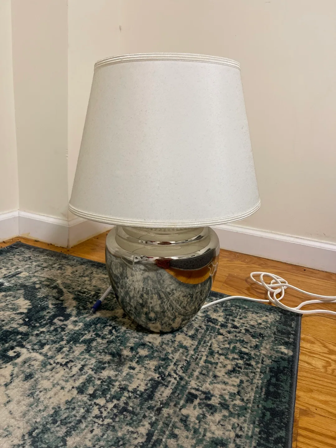 🎉Moving SALE🎉Silver Table Lamp with White Shade thumbnail