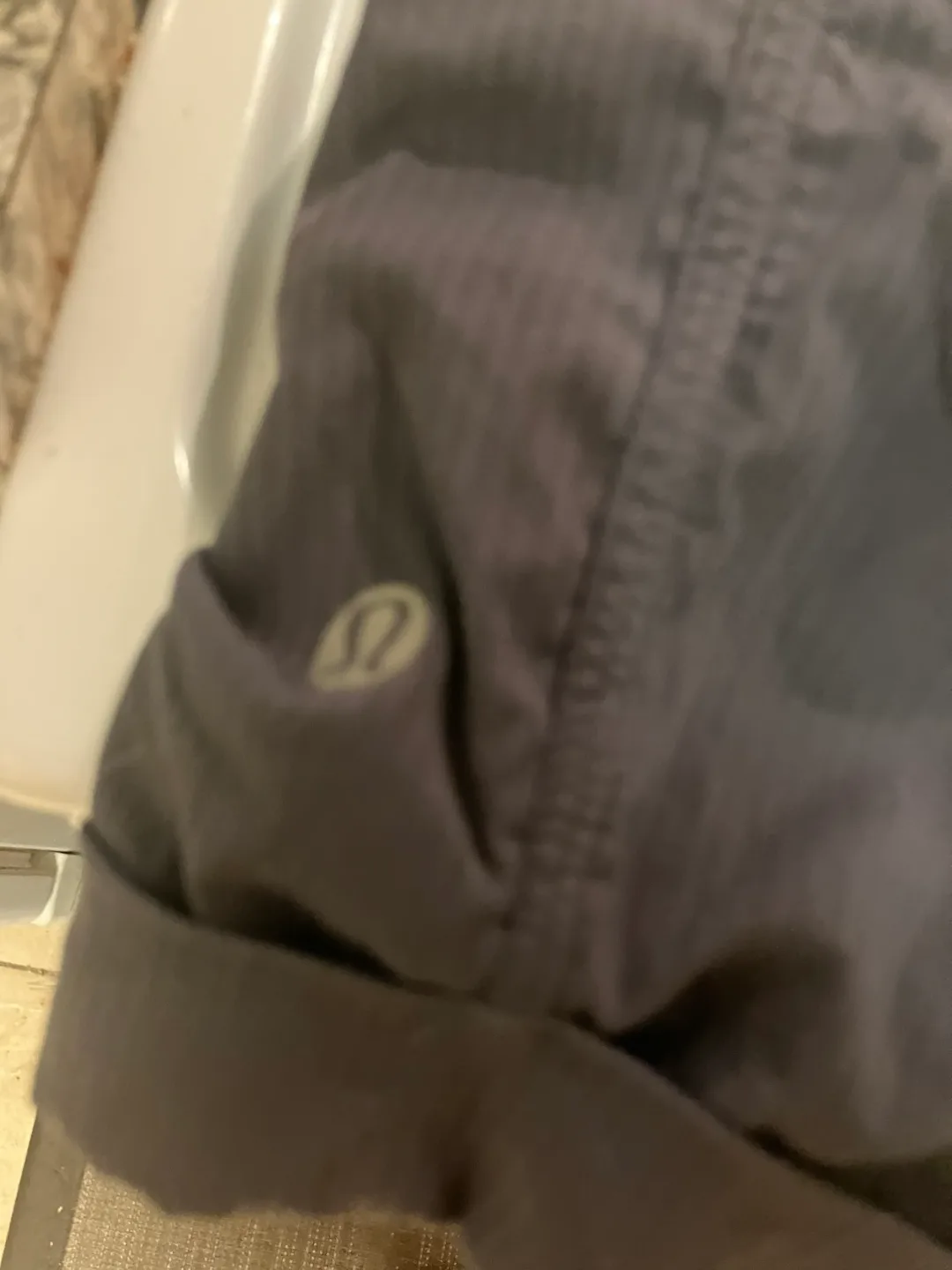 Lululemon Shorts Size 4 image indicator(3)