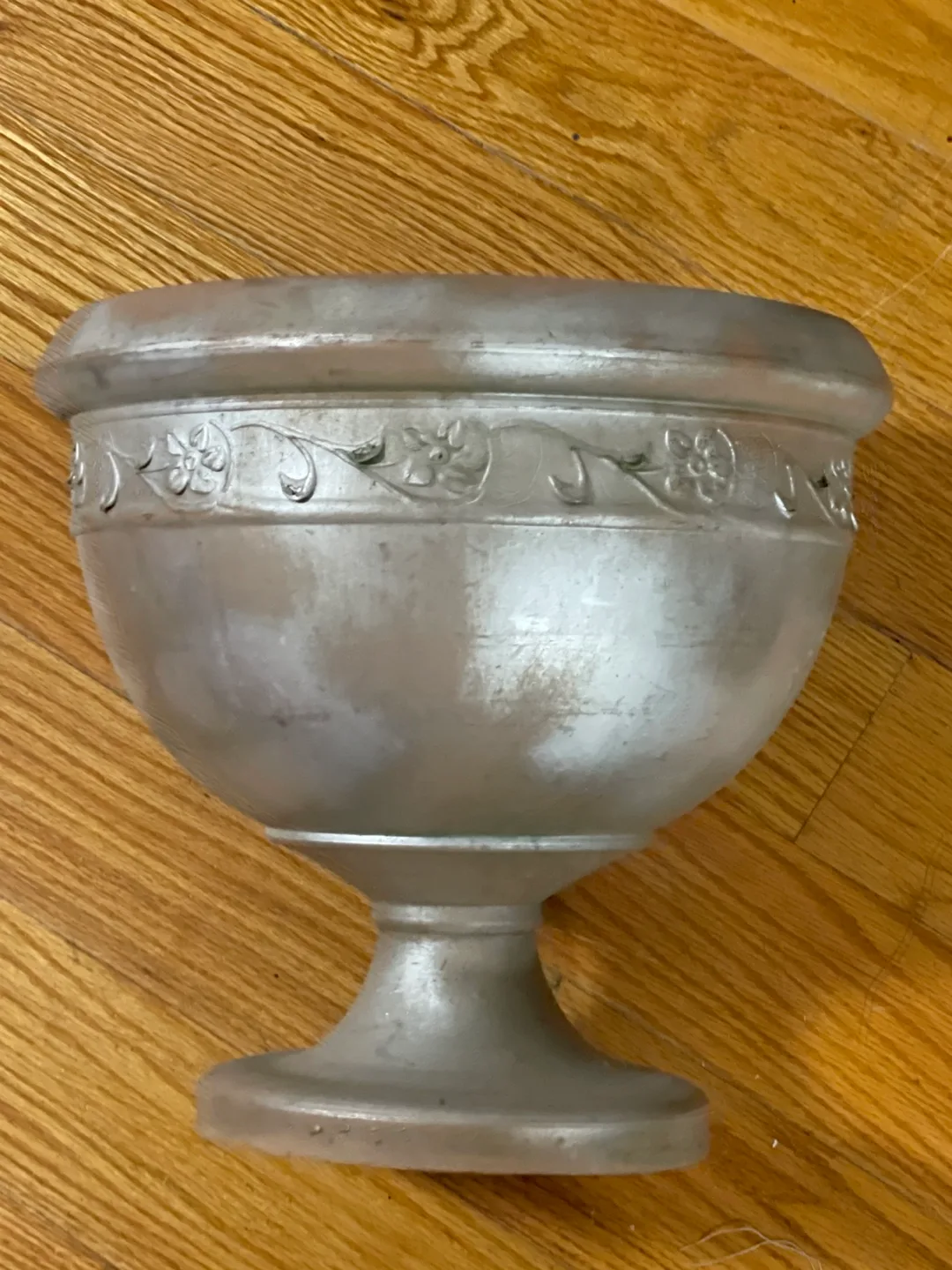 🎉MOVING SALE🎉Decorative Planter Bowl thumbnail