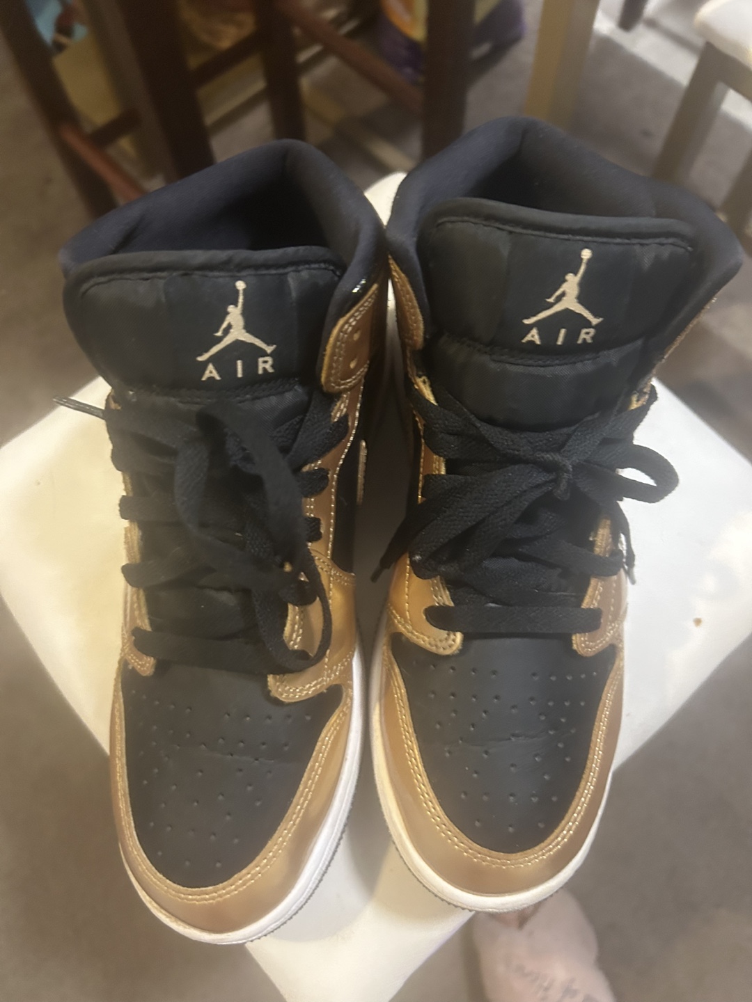 Jordan Air 1 Mid Gold/Black Sneakers - photo 4