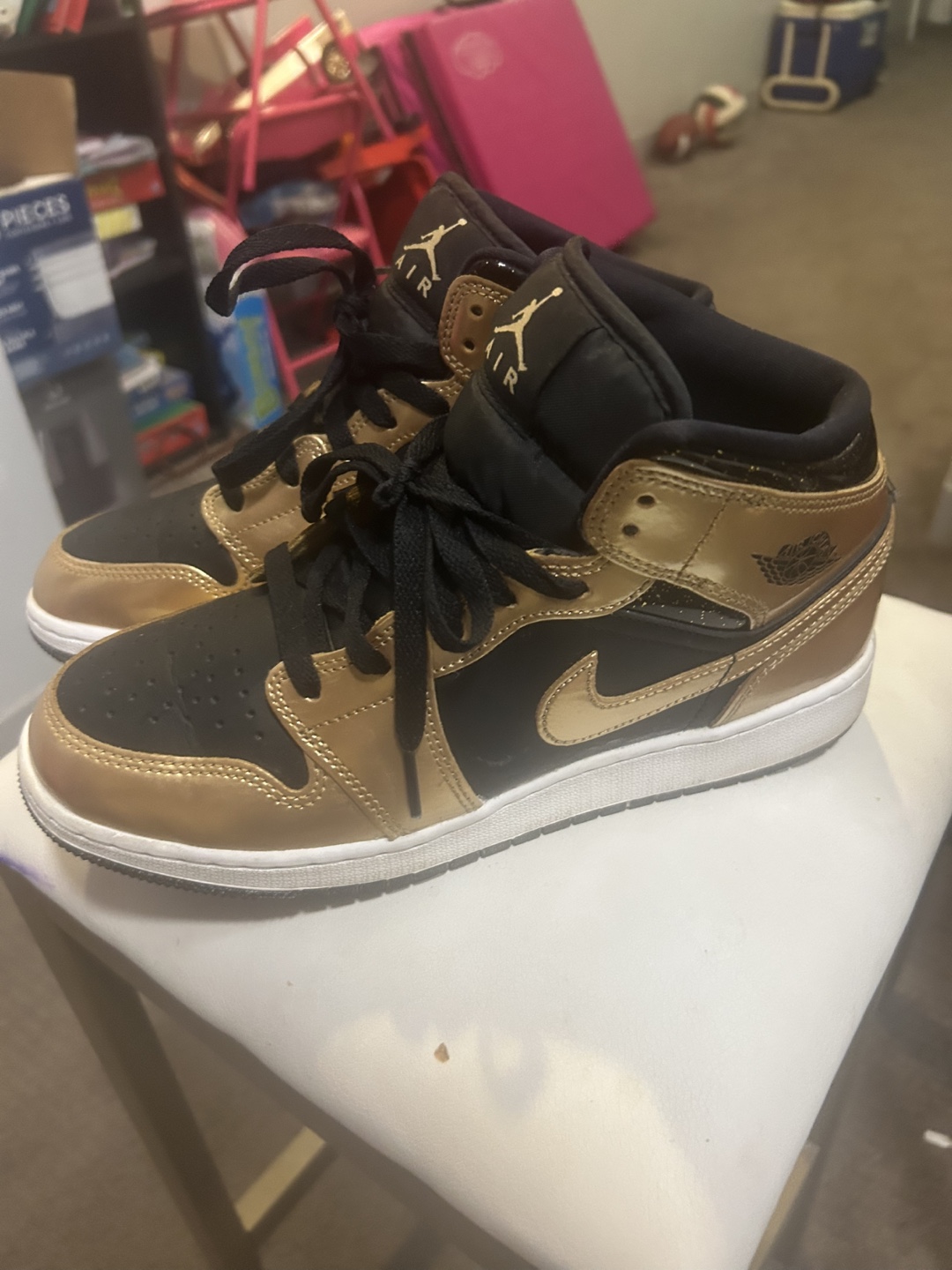 Jordan Air 1 Mid Gold/Black Sneakers