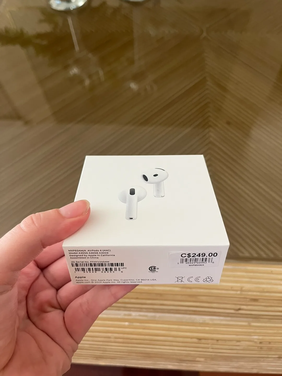 New Apple AirPods 4 (ANC) thumbnail