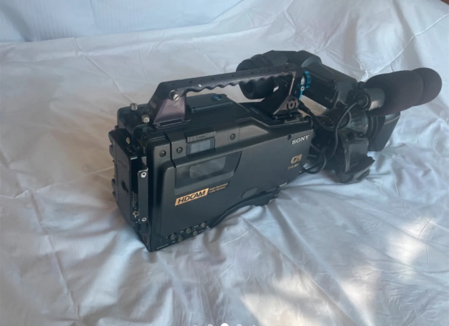 Sony HDW-F900 Camcorder with Canon Lens image indicator(4)