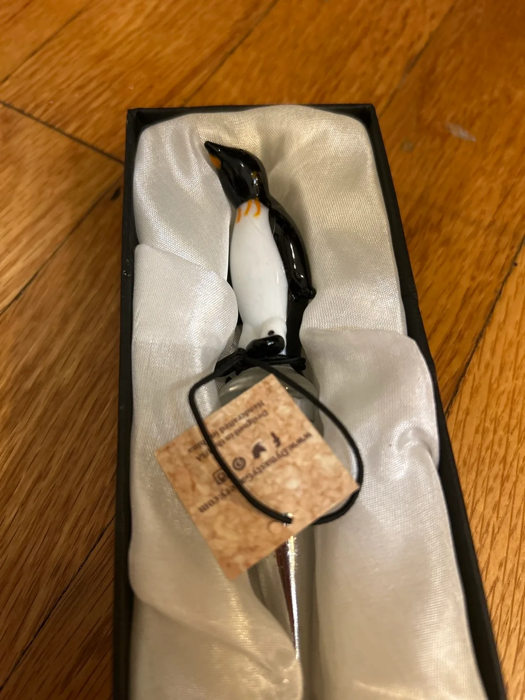 Dynasty Gallery Penguin Wine Bottle Stopper - New in Box! thumbnail