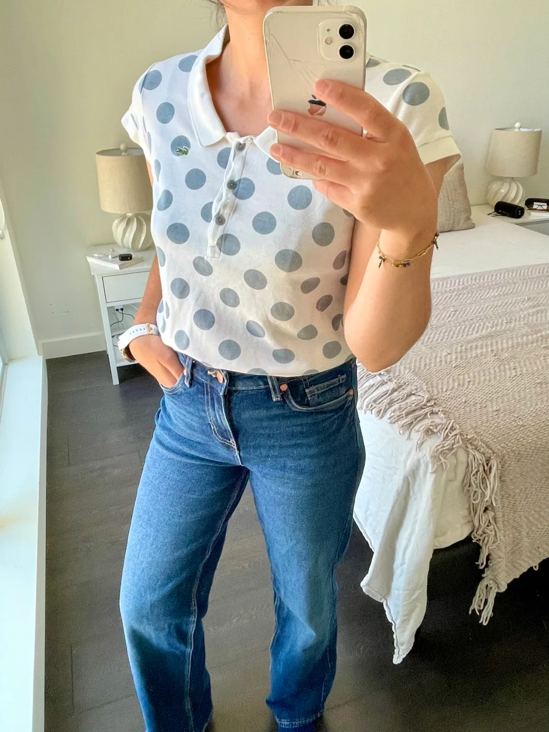 Women’s clothes : blouse thumbnail
