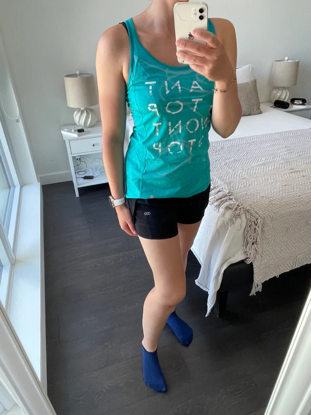 Women’s clothes : sportswear thumbnail