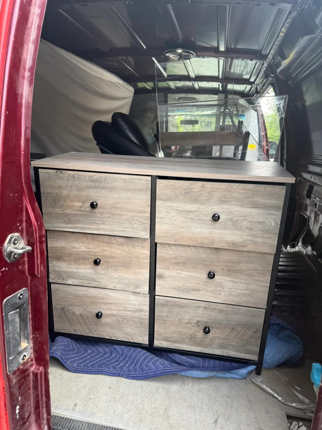 Furniture delivery thumbnail