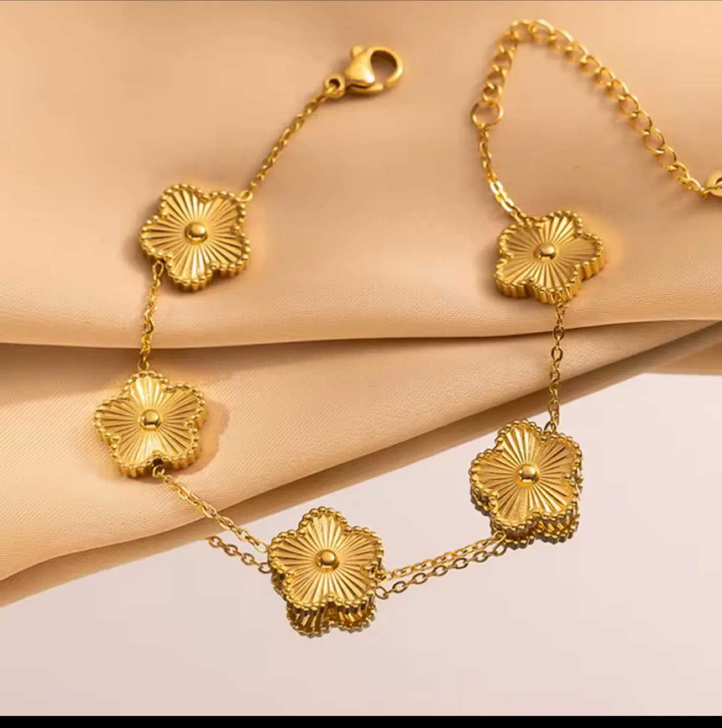 Gold Flower Bracelet thumbnail