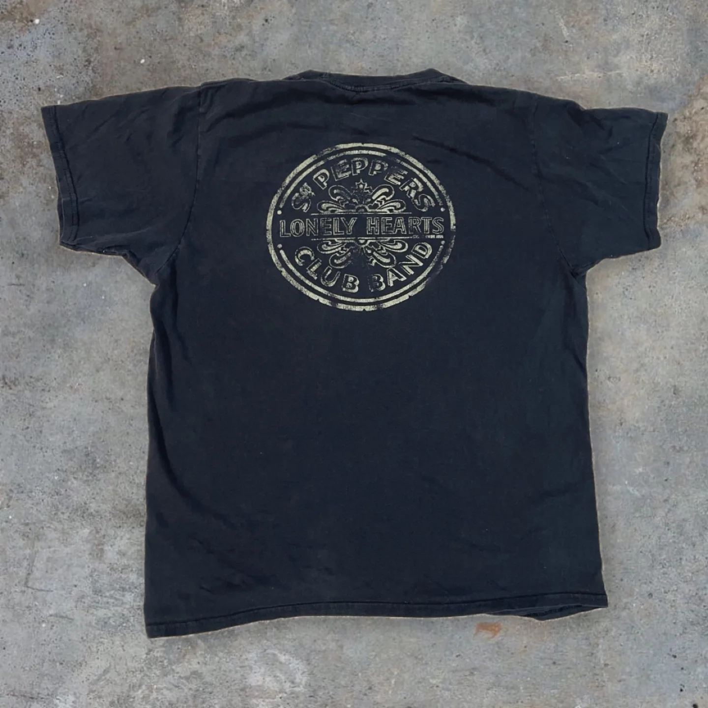 The Beatles Gildan Premium Cotton T-Shirt - Size L image indicator(6)