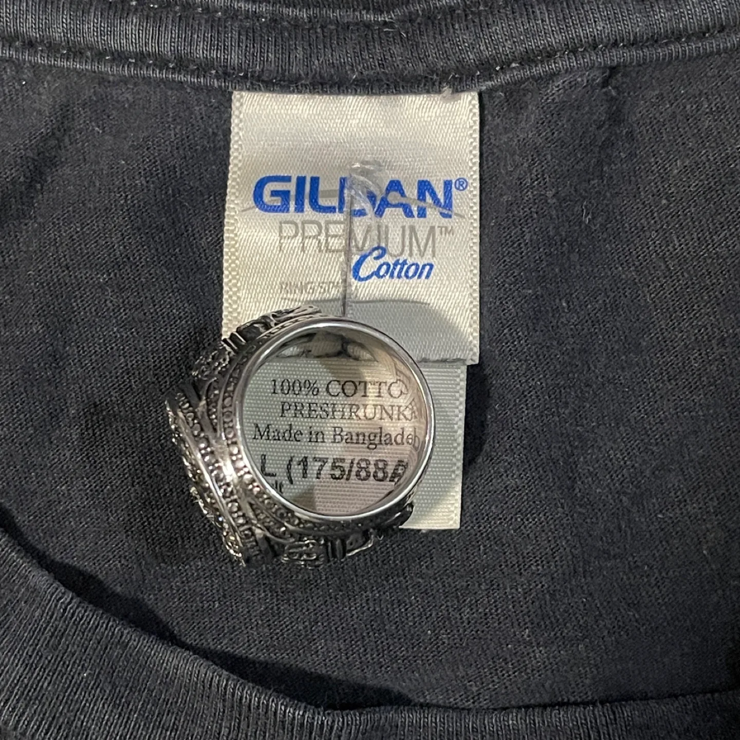 The Beatles Gildan Premium Cotton T-Shirt - Size L image indicator(3)