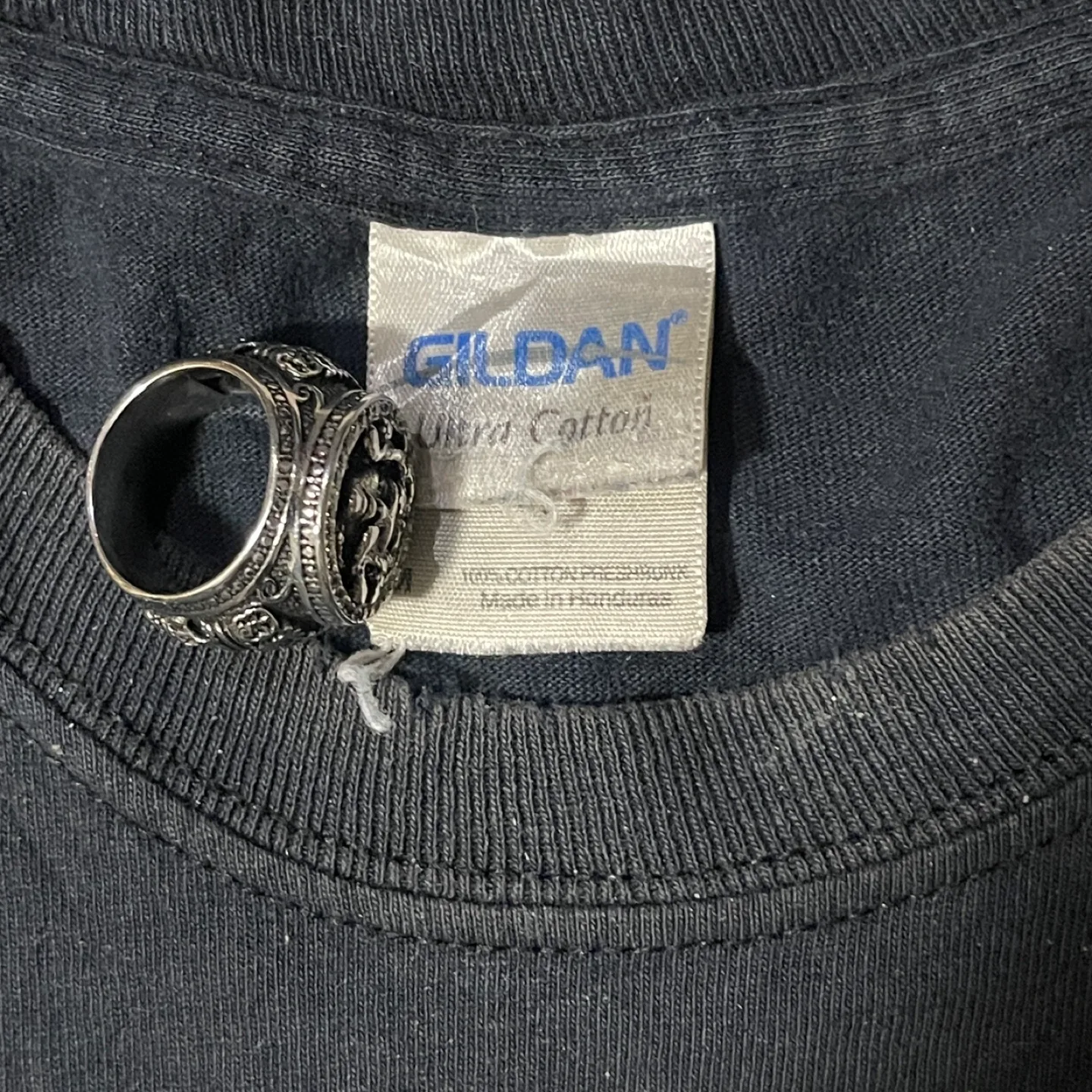 Gildan Black Summer Stomp Long Sleeve - Size S image indicator(2)