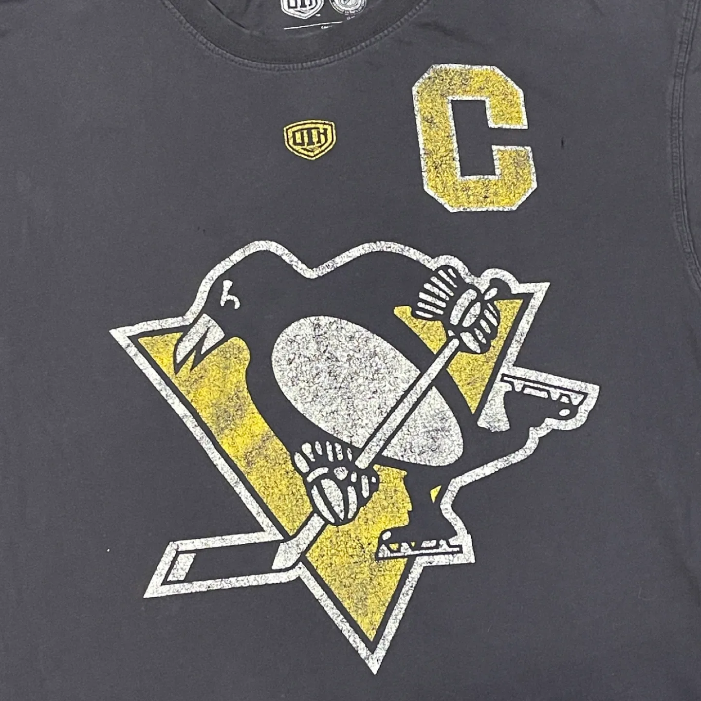 NHL Pittsburgh Penguins T-Shirt - Size Large image indicator(3)