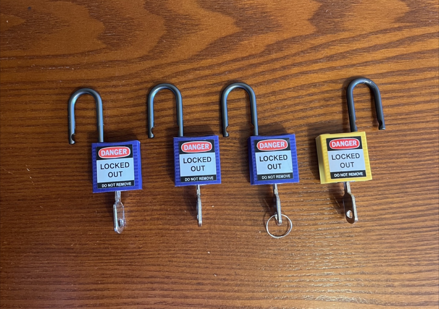 4 BRADY LOCK OUT/TAG OUT LOCKS - photo 2