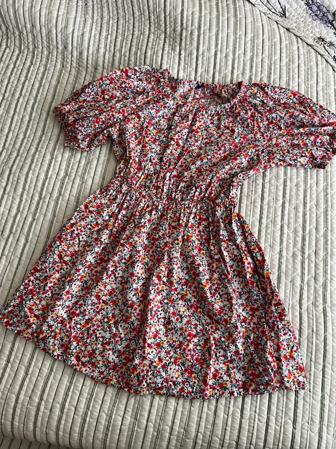 Old Navy Floral Dress - Size L thumbnail