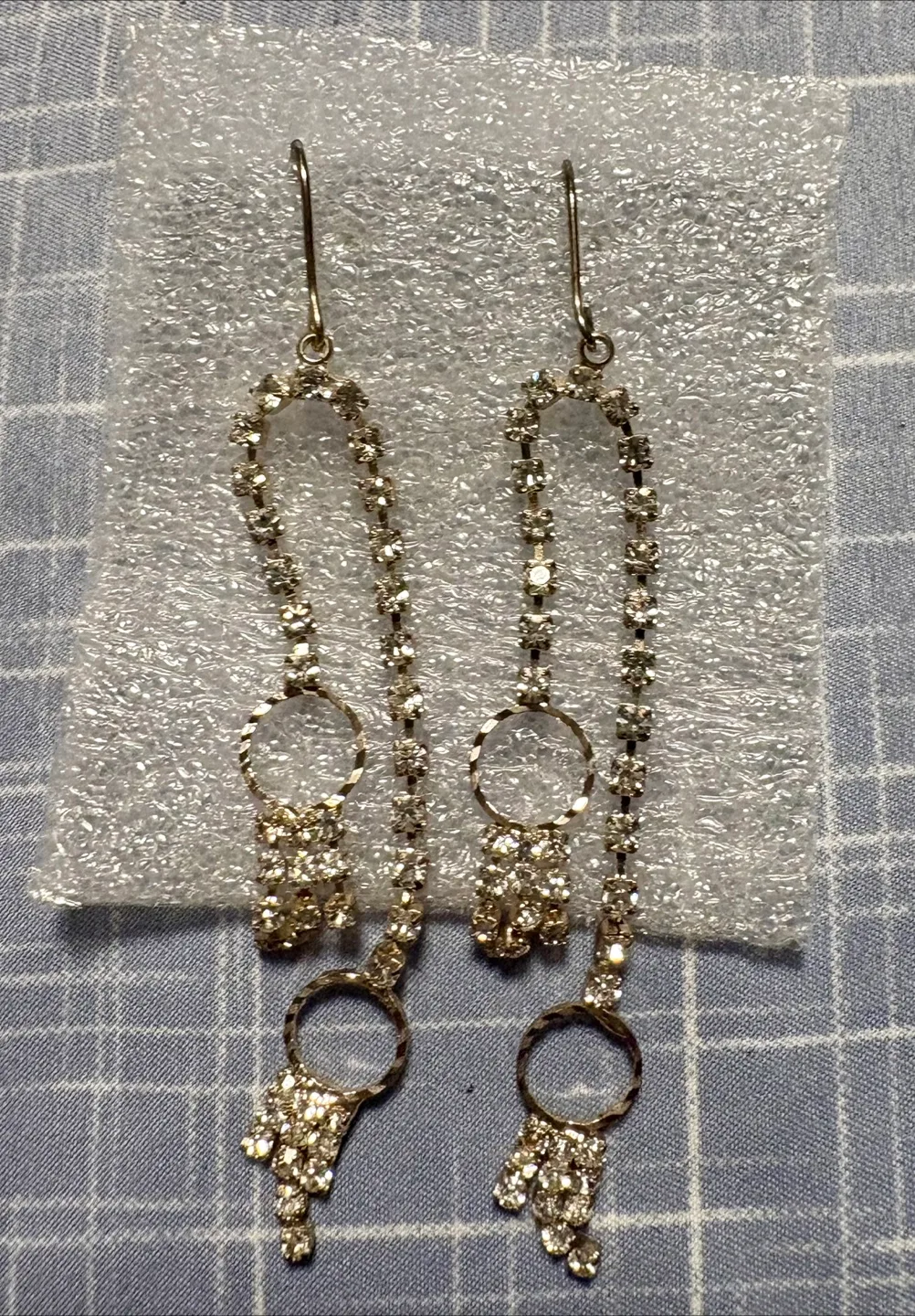 Dangling Rhinestone Earrings image indicator(2)