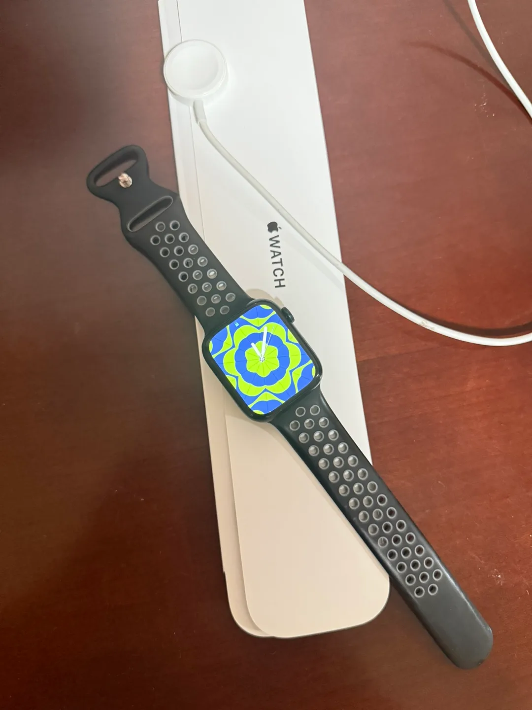 Apple Watch Series 8 45mm with Charger