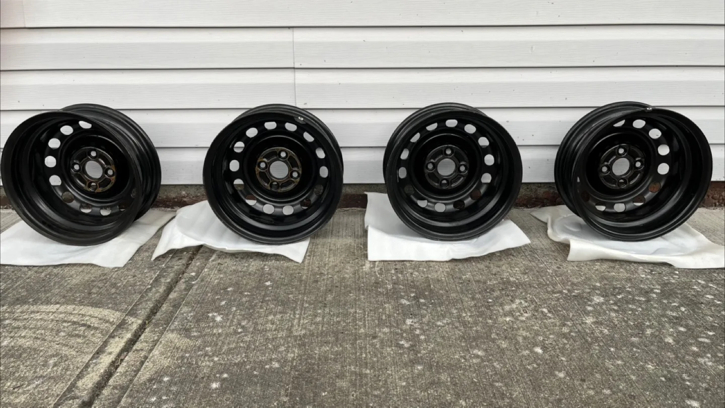 OEM Honda 14x5J 4x100 Steel Wheels - almost brand new image indicator(2)