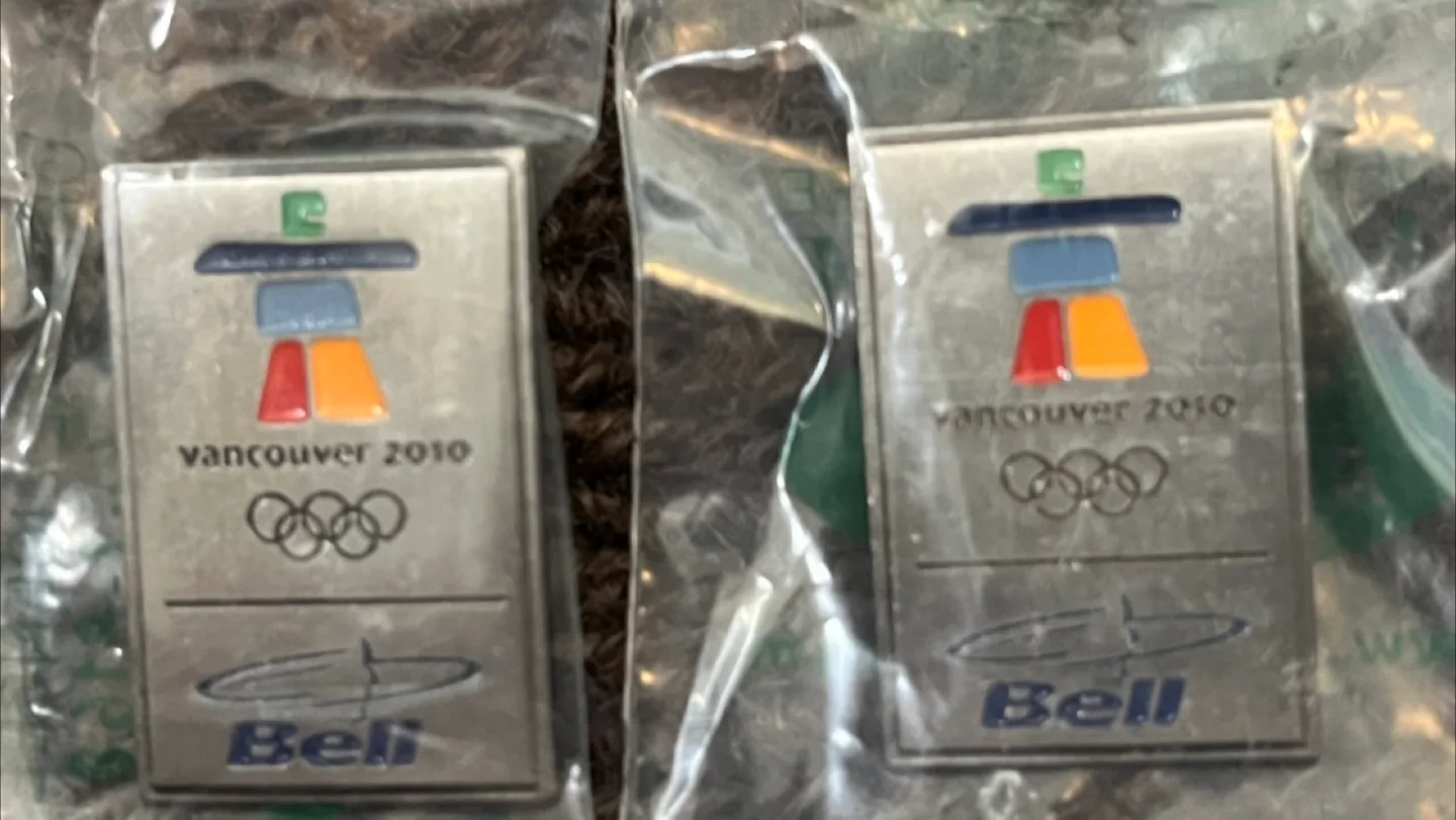 Vancouver 2010 Winter Olympics collectible pins thumbnail