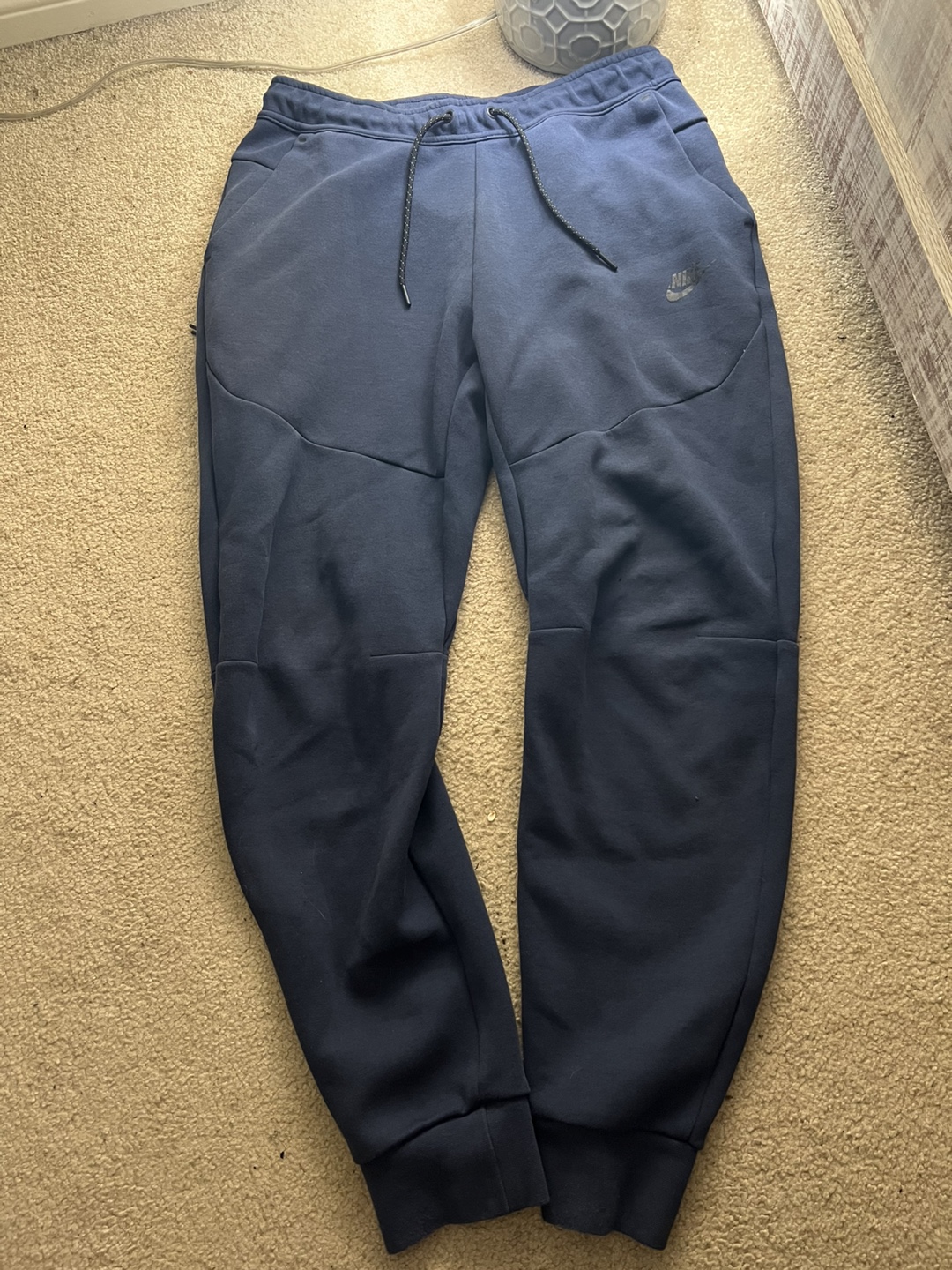 Nike Tech Fleece Pants - Size M