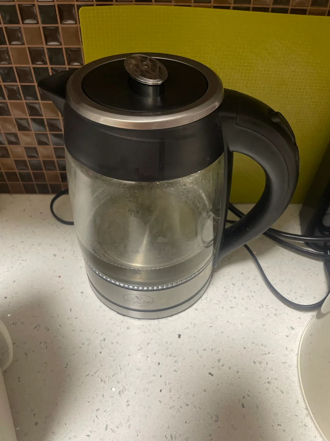 🎉MOVING SALE🎉Glass Electric Kettle thumbnail
