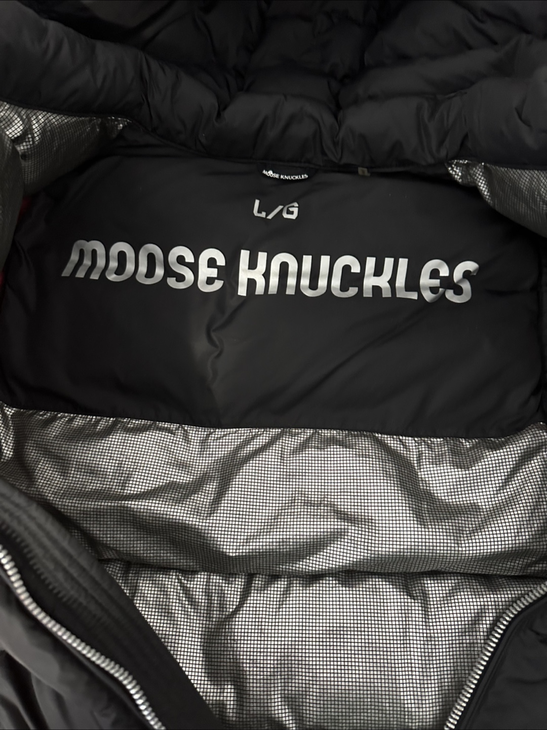 Moose Knuckles Black Vest - Size L/G - photo 3