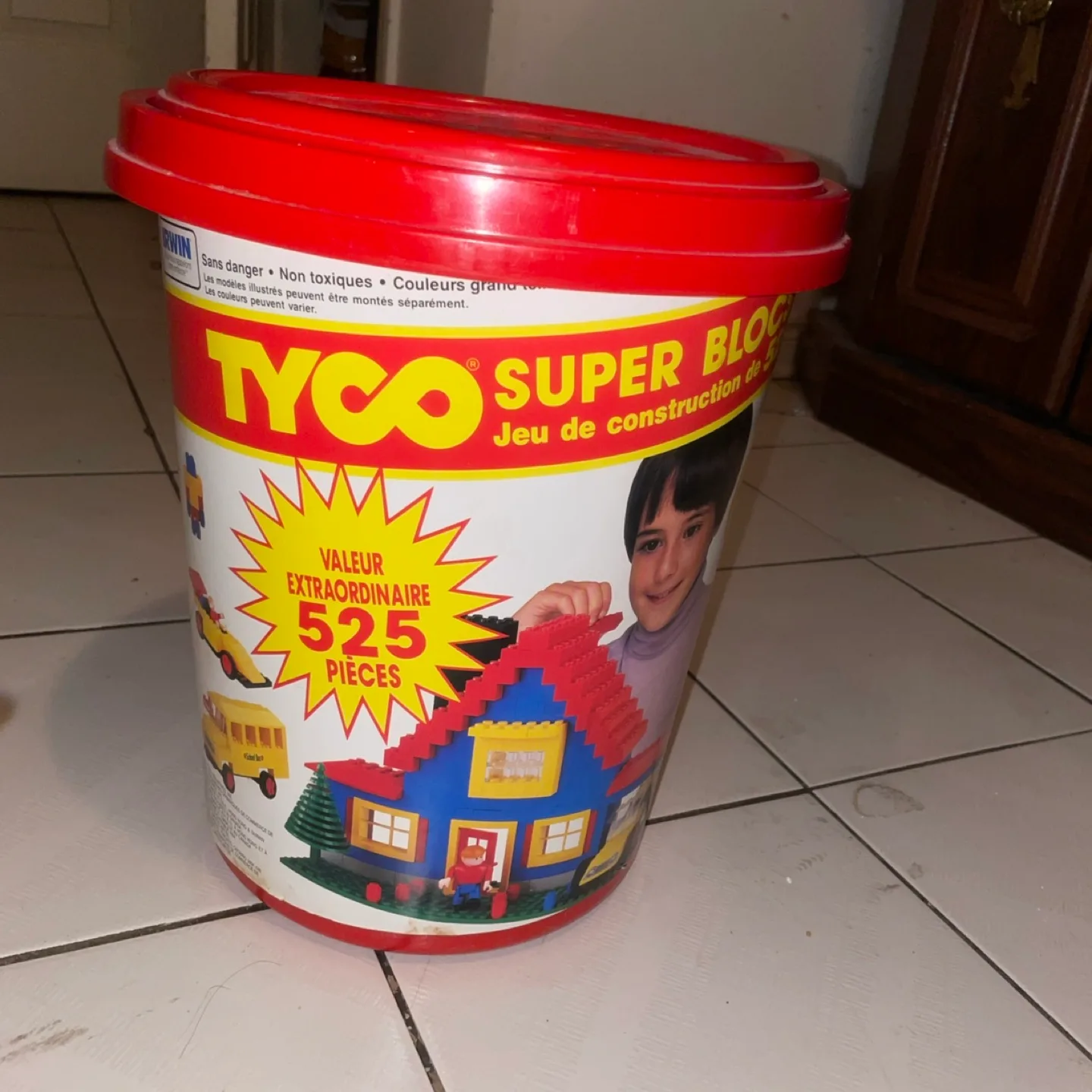 Tyco Super Blocks Set - 525 Pieces thumbnail