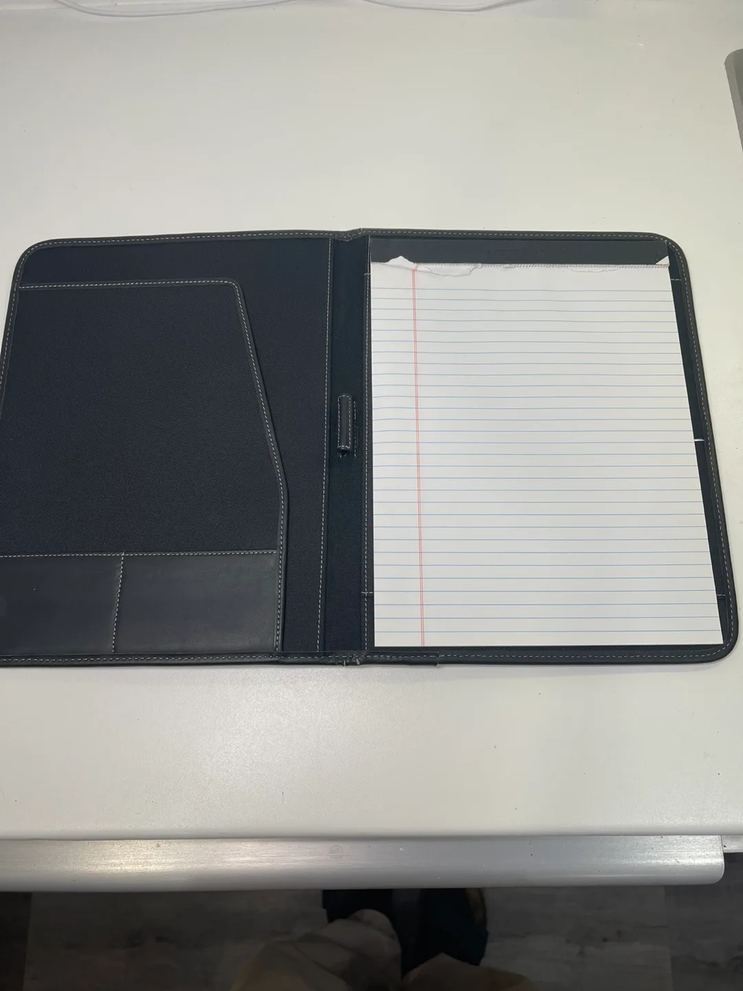 Gennium Genuine Leather Portfolio - Black image indicator(2)