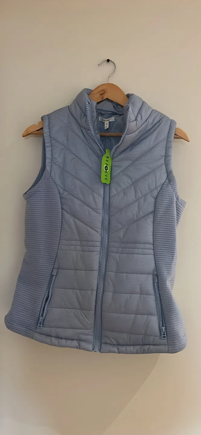NWT maurices Puffer Vest - Size M thumbnail