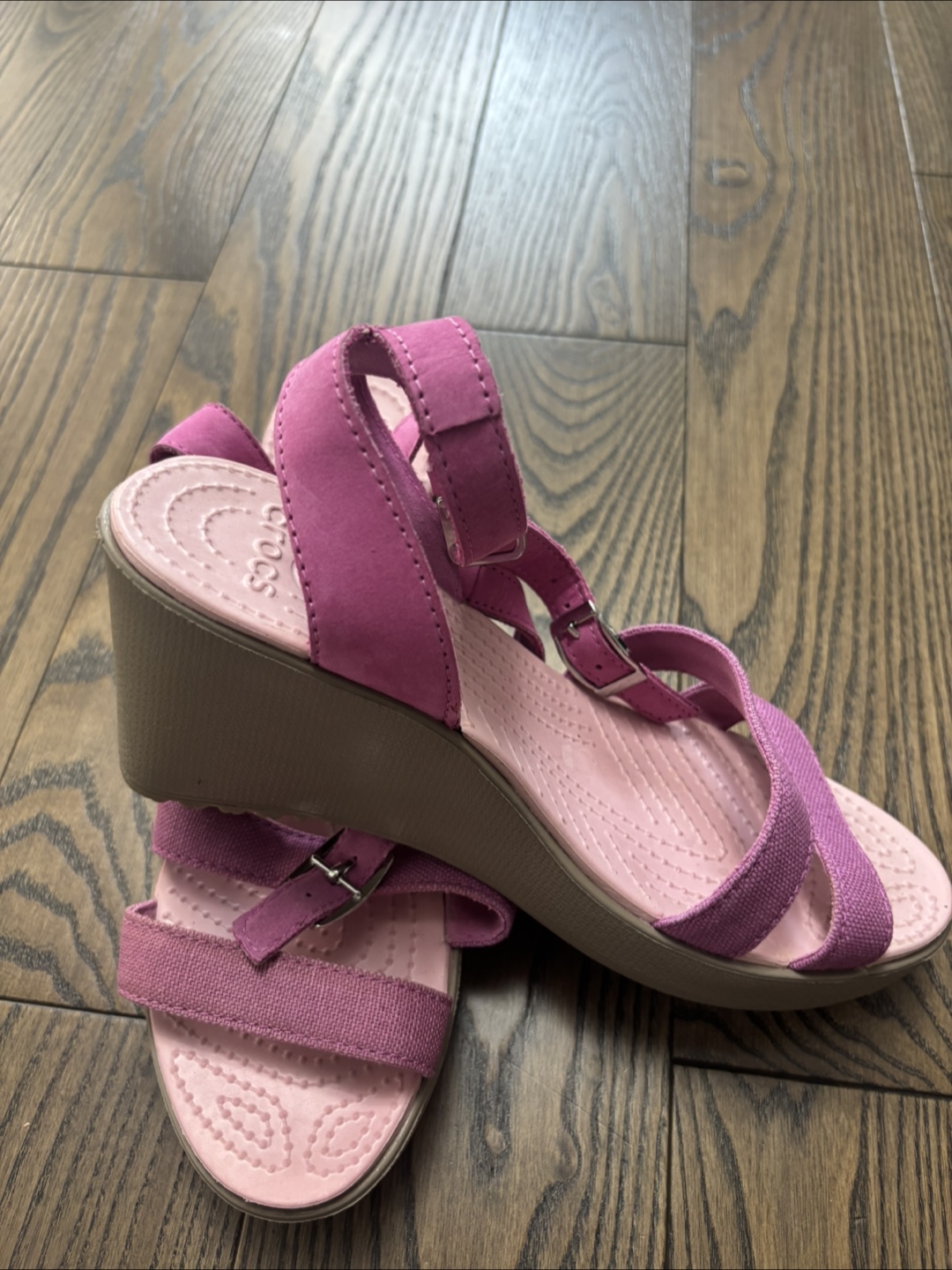 Crocs Women's Wedge Sandals, Size 7 - photo 2
