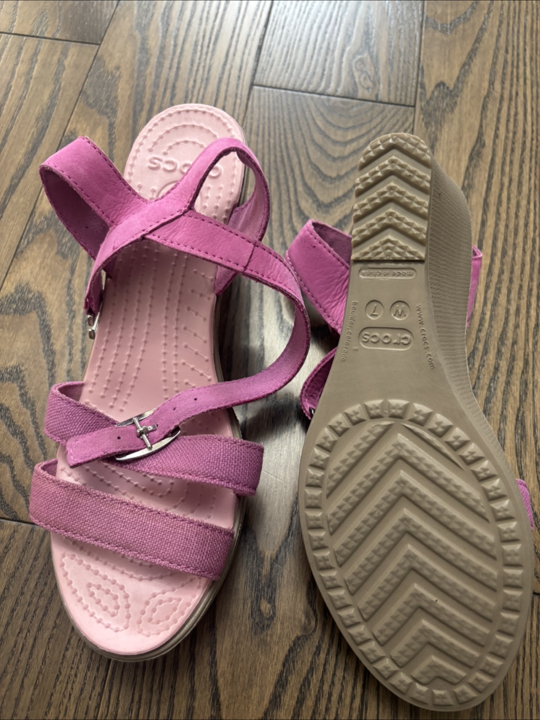 Crocs Women's Wedge Sandals, Size 7 - photo 3