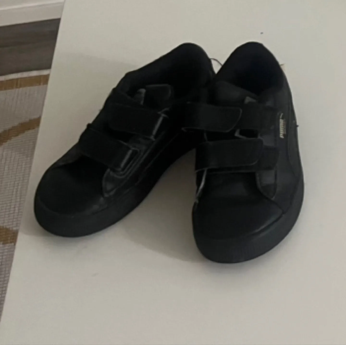 Puma Black Sneakers thumbnail