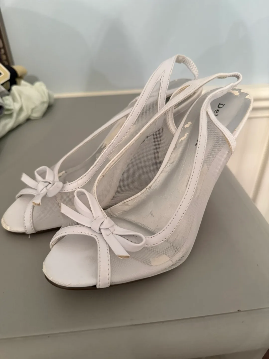 De Blossom White Heels - Size Unknown thumbnail
