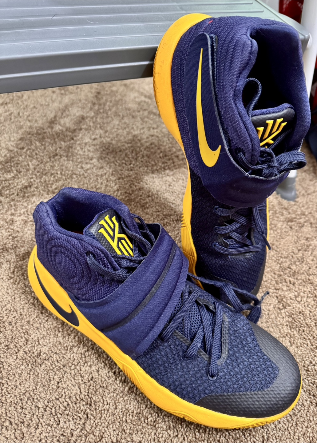 Nike Kyrie size 11