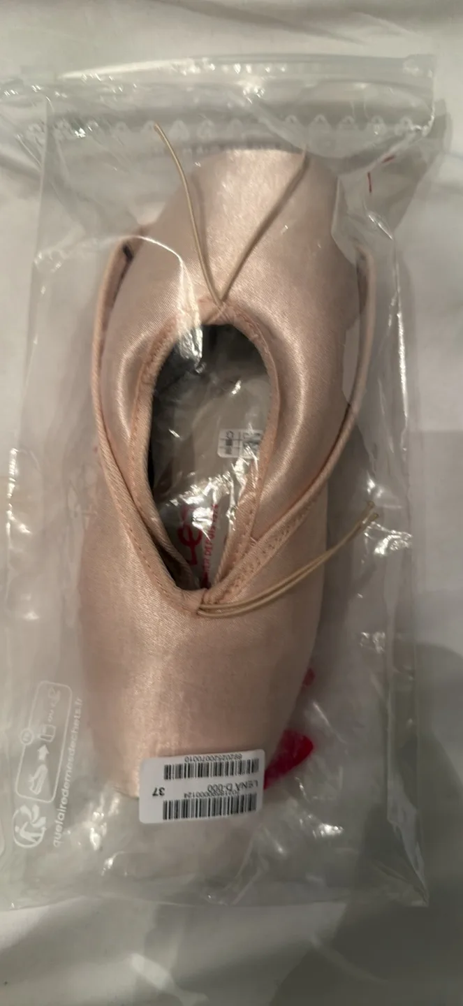 Merlet Lena Ballet Shoes Size 37 thumbnail