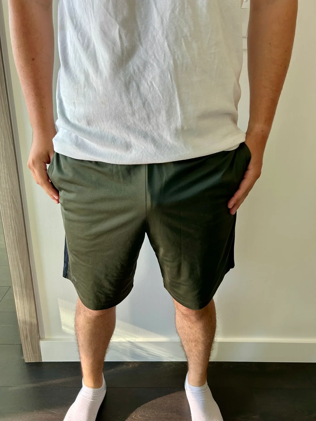 Men’s clothes : shorts UnderArmour thumbnail