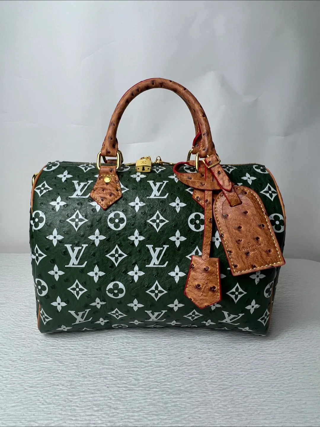 Louis Vuitton Speedy Ostrich Green thumbnail