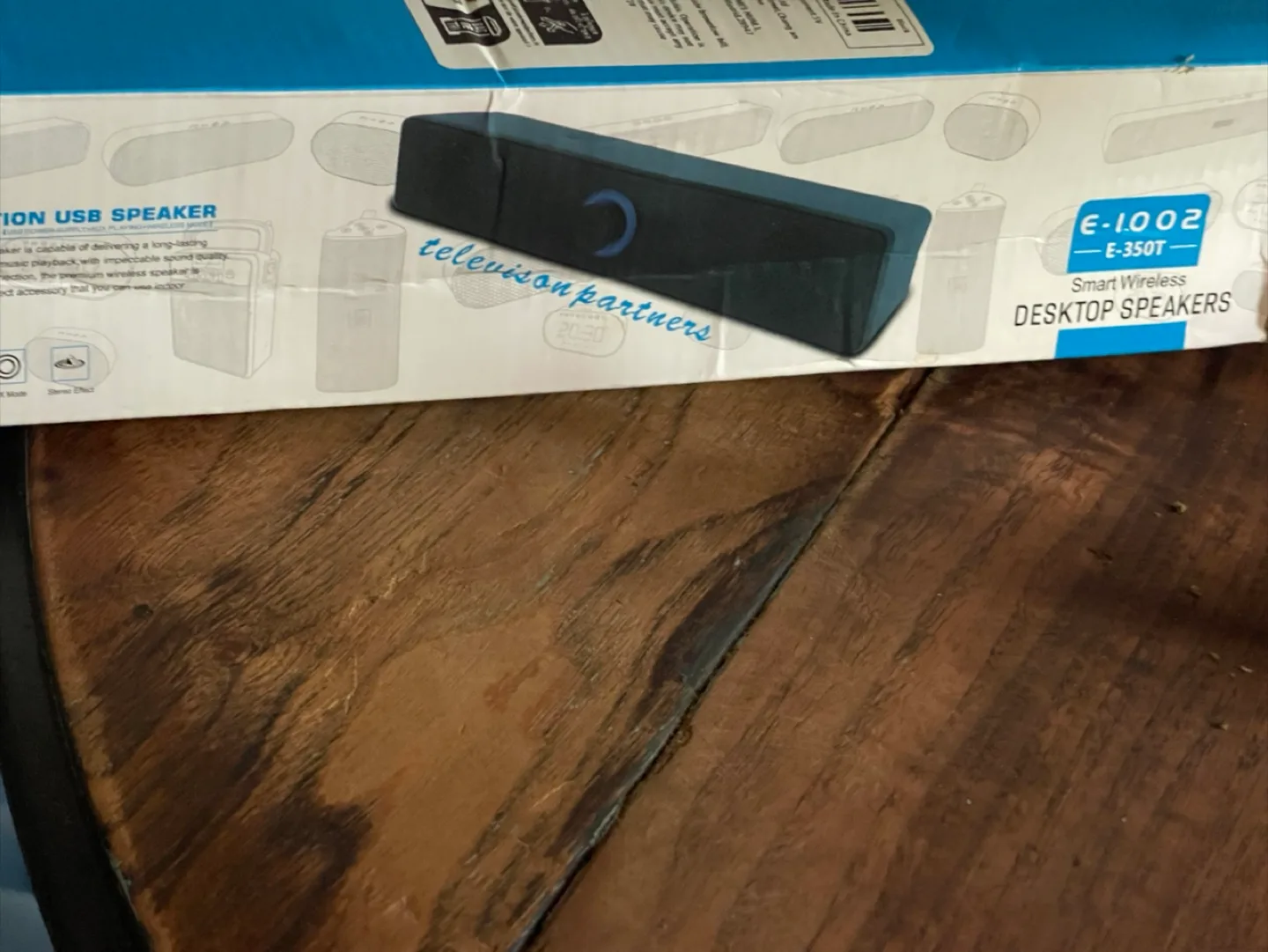 Television Partners E-350T Desktop Speakers thumbnail