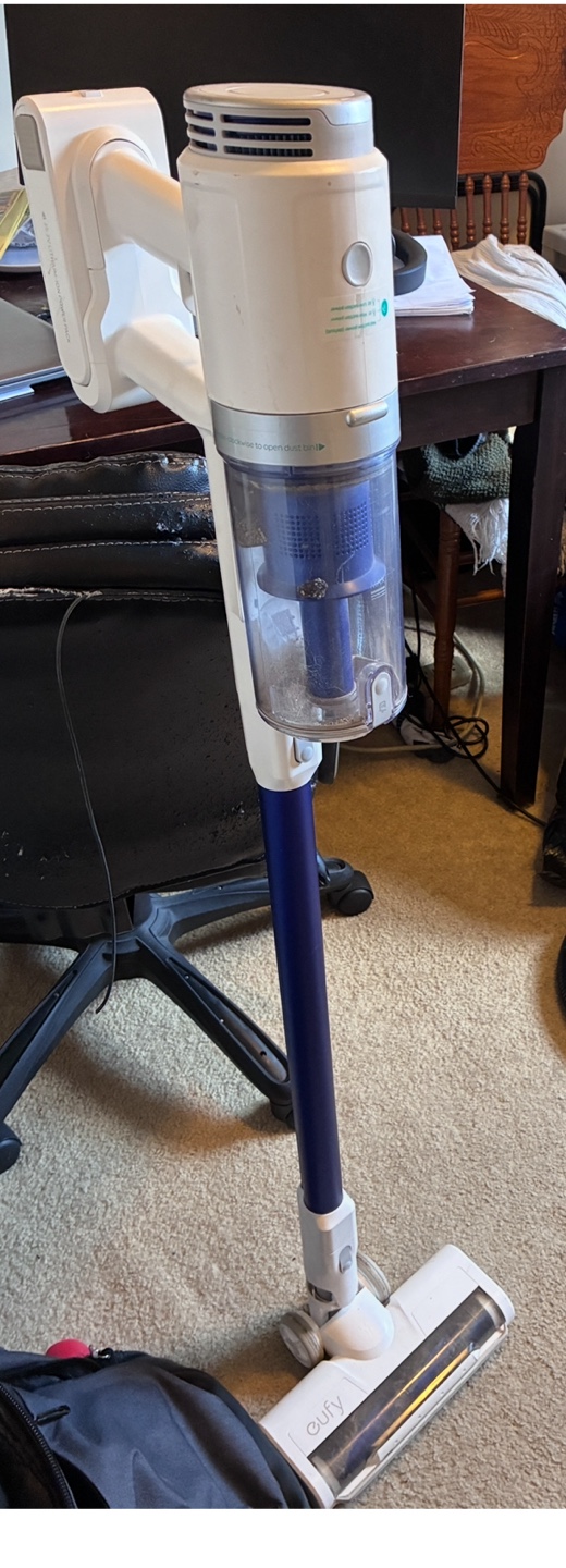 Eufy Cordless Stick Vacuum - photo 2